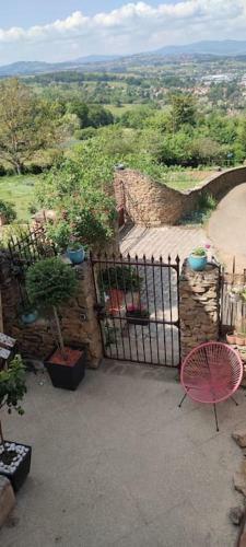 Apartamento Le G�te Des Pierres Dor�es