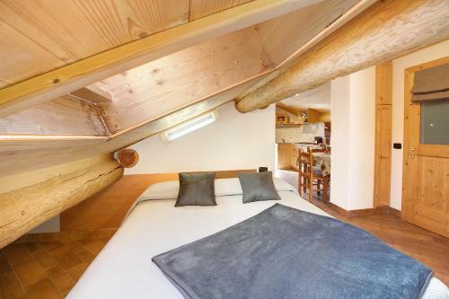 Apartamento Bait Di Zep Bandb Mansarda