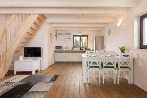Strze?enice House By Renters