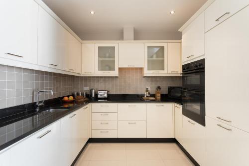 Jameson Court Apartments