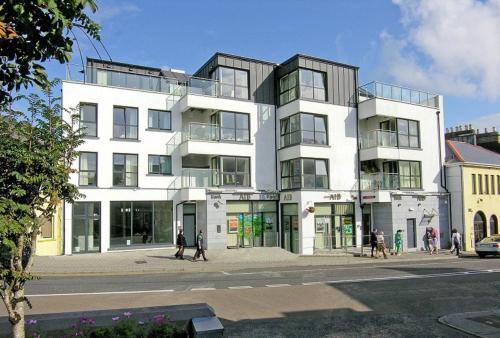 Jameson Court Apartments