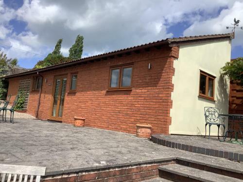 Woodcutters Barn For 2, Beautiful View, Ledbury