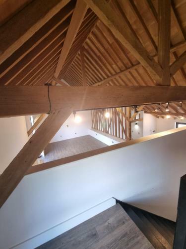 Absolutely Stunning Luxury Barn Near Warner Bros