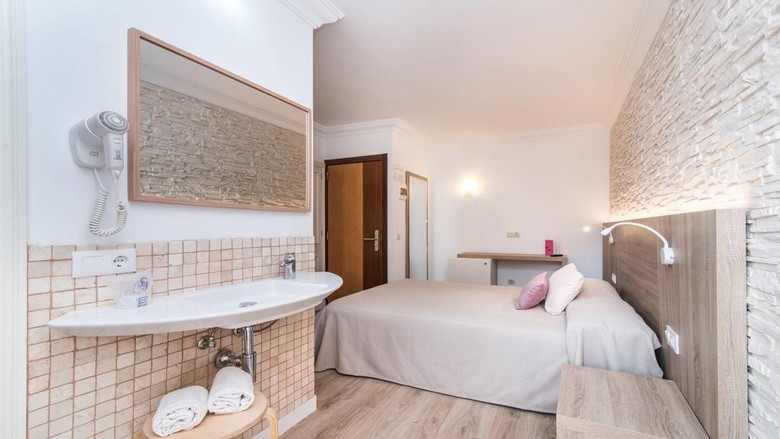 Hotel Na Taconera