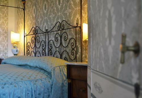Bed & Breakfast Charming Villa Marcialla