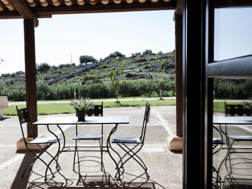 Appealing Holiday Home In Modica With Shared Garden