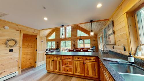 Bubblecuffer Cabin
