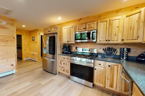 Kings Landing Cabin