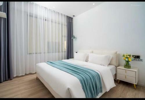 Aparthotel Alice Garden Sea View B&B