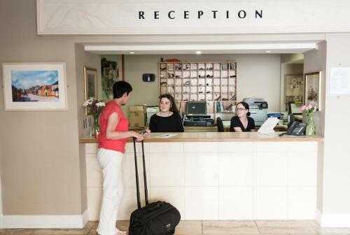 Munster Arms Hotel