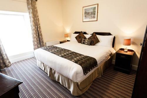 Munster Arms Hotel