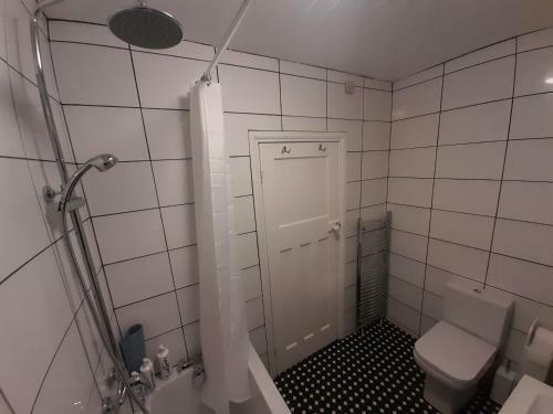 Cosy 4 Bed House 15 Min To Manchester Centre