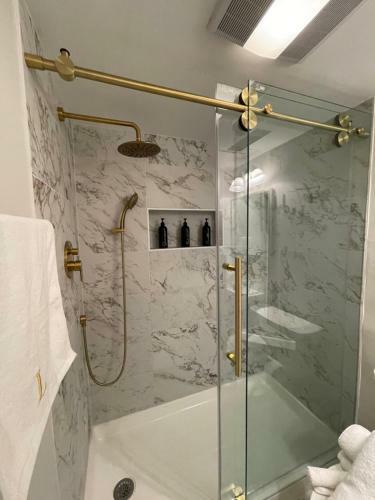 Luxurious 3 Bedroom Fells Point Townhome