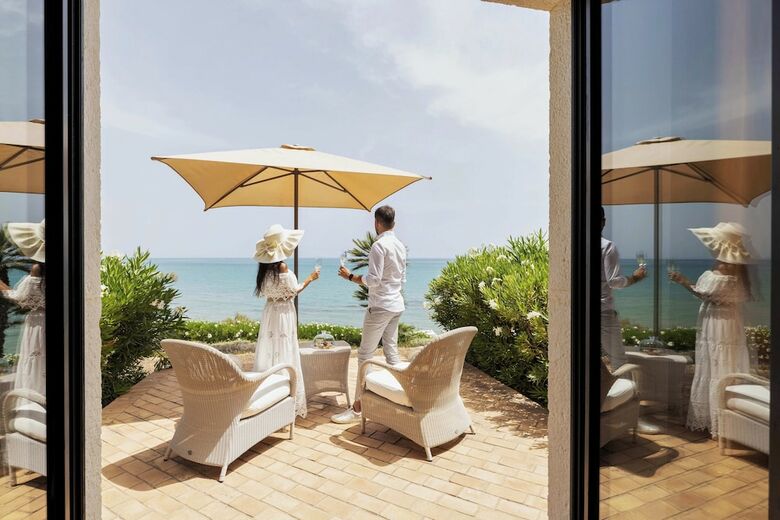 Hotel Falconara Charming House & Resort