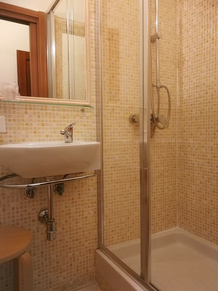 Hostal B&B La Rocca