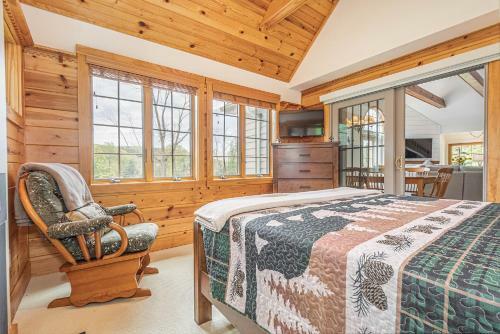 Captain's Cabin
