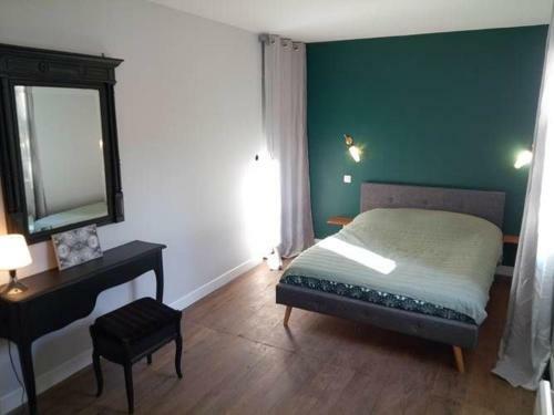 G�te Cusey, 4 Pi�ces, 9 Personnes - Fr-1-611-67