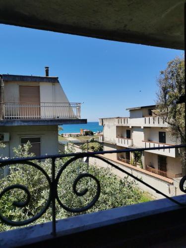 Apartamento Casa Nicot�ria A 50mt Dal Mare