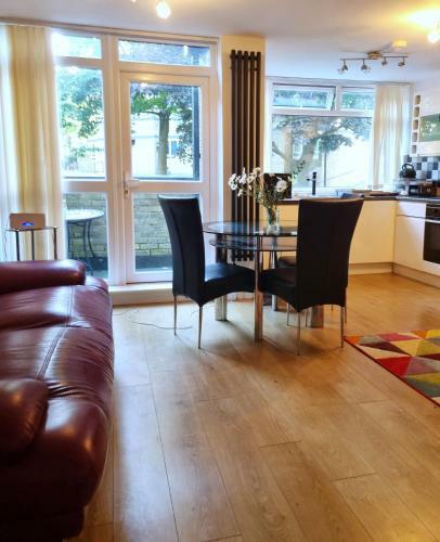 Stunning 3-bed Apartment In Newcastle Upon Tyne