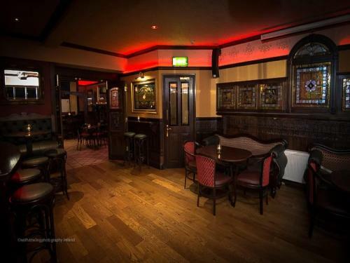 Bed & Breakfast Ewings Bar & Accommodation