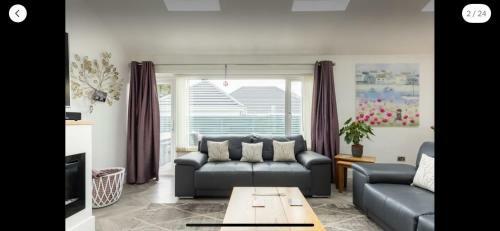 Luxury Bungalow With Hot Tub In Newquay Cornwall