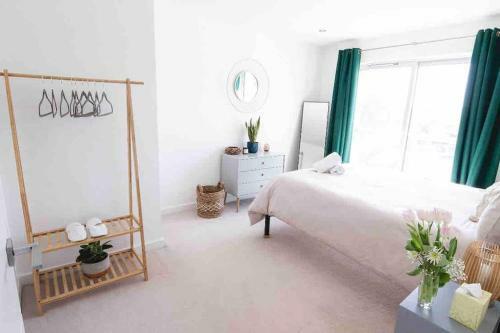 Beautiful, Modern Apartment Next To Fistral Beach
