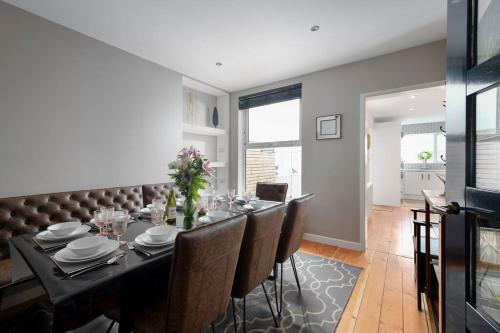 Beach Tranquility-family Home, Central Newquay
