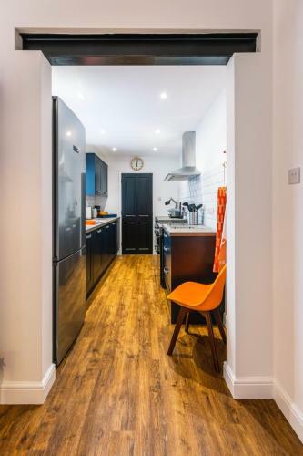 Newly Refurbished Modern Stylish 2 Bedroom Cottage