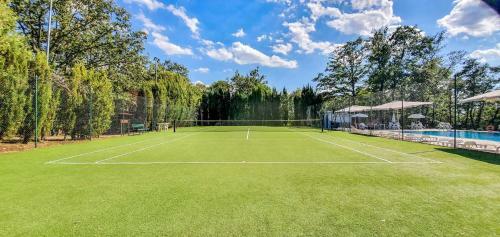 Villa Bog - Villa Con Piscina E Campo Da Tennis