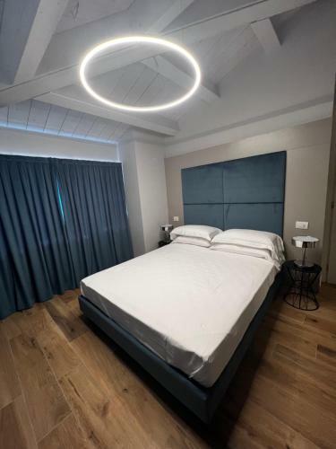 Bed & Breakfast C House Rooms Lake