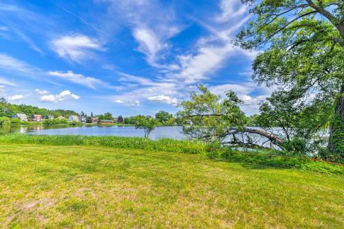 Cozy Ishpeming Cottage With Lake And Park Views!