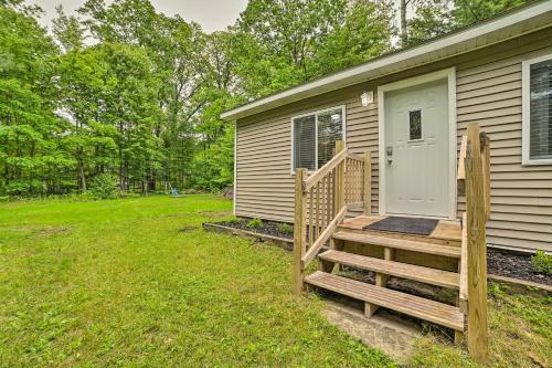Quiet House Near Houghton Lake With Fire Pit!