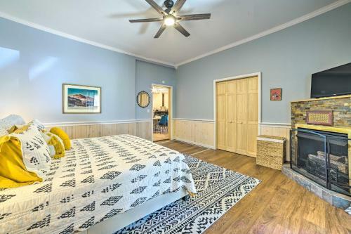 Large Home - Near Downtown, Beach And Marina!