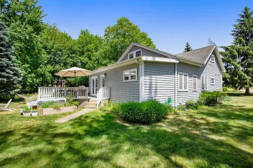 Six Pines Cottage