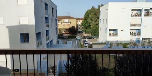 Charming Central Modern Apartment Marco