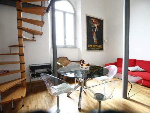 Lungarno Buozzi 7 Apartments