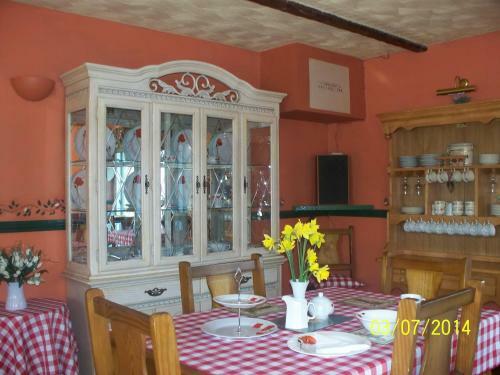 Hostal The Old School Guesthouse