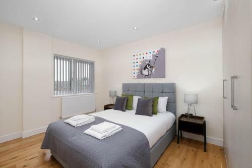 Oxford Rd 2 Bed Serviced Apartment 06 With Parking, Reading