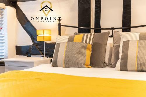 Apartamento ?onpoint -fresh 2 Bedroom Apt With Parking!?