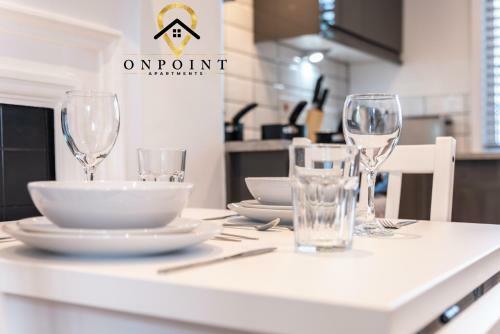 Apartamento ?onpoint -fresh 2 Bedroom Apt With Parking!?