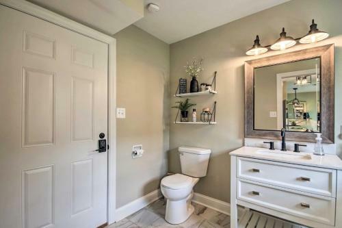 Stunning Townhome About 5 Mi To Dtwn Columbia!