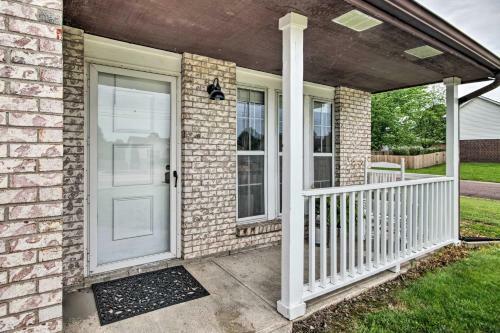 Stunning Townhome About 5 Mi To Dtwn Columbia!