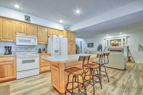 Waterfront Lake Of The Ozarks Home With Views!