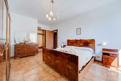 Elena Apartment - Happy Rentals