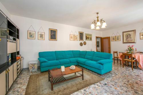 Elena Apartment - Happy Rentals