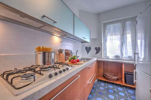 Elena Apartment - Happy Rentals