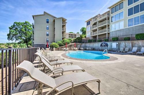 Apartamento Cozy Osage Beach Condo With Private Boat Slip!