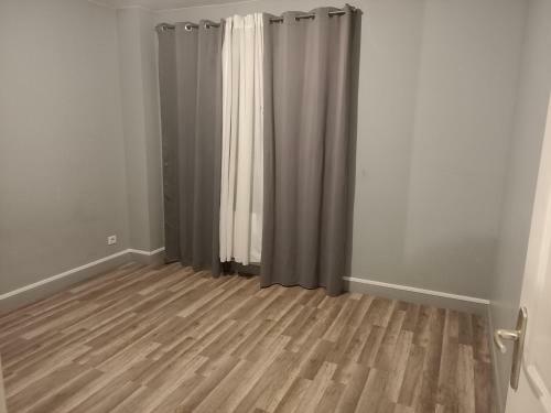 Appartement 2 Pieces 40m2 A Garges Les Gonnesse