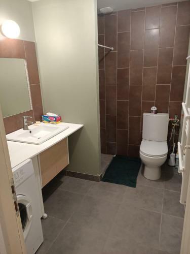 Appartement 2 Pieces 40m2 A Garges Les Gonnesse