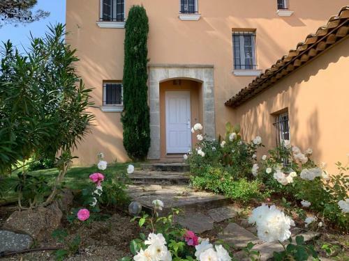 Superbe Villa Gassin Avec Piscine Aux Portes De St Tropez